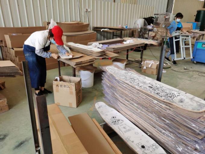 Φτηνό Custom σχήμα κενό Skateboard Decks Καναδάς Επαγγελματικό σφεντόνι 7